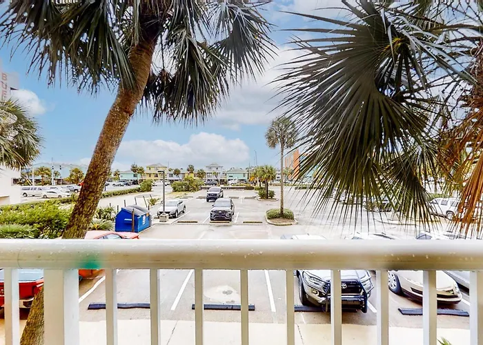 Holiday home Sunny Gulf-front With Private Balcony Shared Outdoor Pool Great Views Gulf Shores