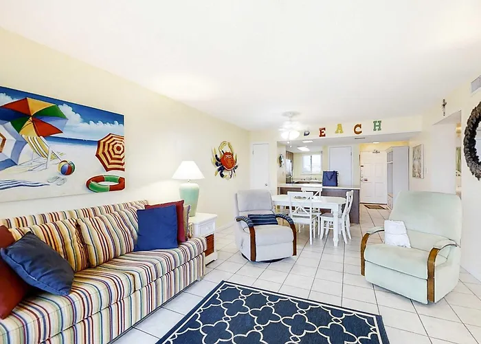 Holiday home Sunny Gulf-front With Private Balcony Shared Outdoor Pool Great Views *