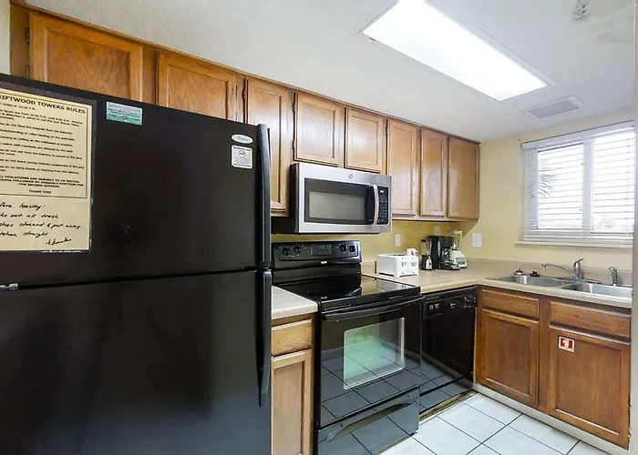 Sunny Gulf-front With Private Balcony Shared Outdoor Pool Great Views Holiday home Gulf Shores