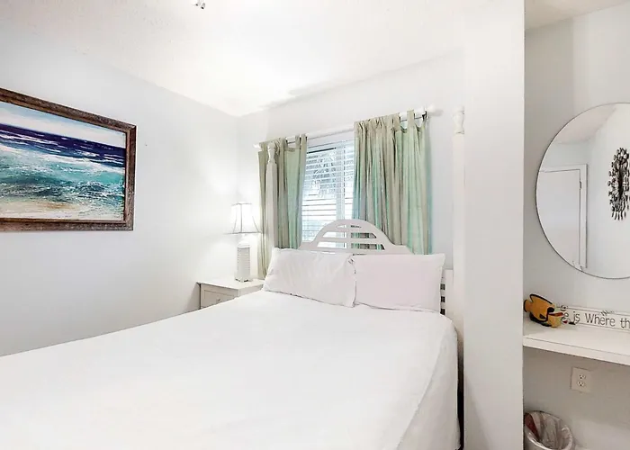 Sunny Gulf-front With Private Balcony Shared Outdoor Pool Great Views * Gulf Shores