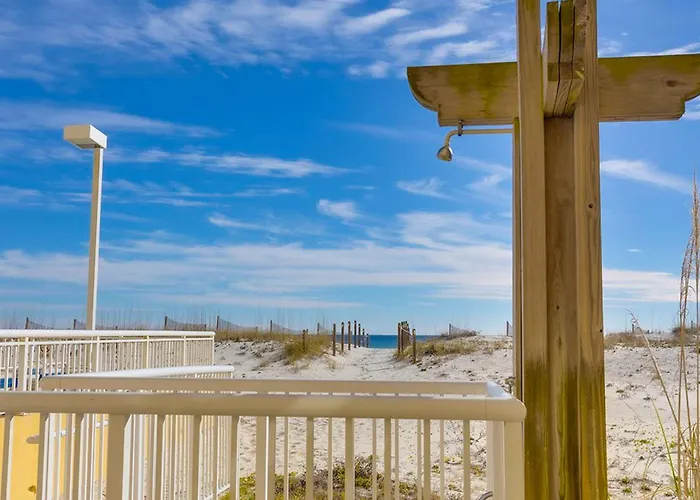 Sunny Gulf-front With Private Balcony Shared Outdoor Pool Great Views Holiday home *